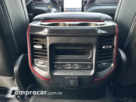 1500 5.7 V8 GASOLINA REBEL CD 4X4 AUTOMÁTICO