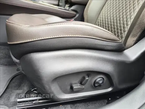 COMMANDER 1.3 T270 Turbo Overland