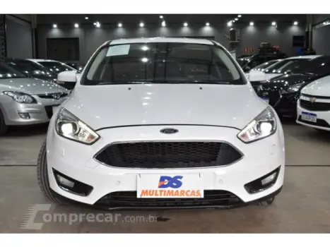 FOCUS HATCH - 2.0 TITANIUM 16V 4P POWERSHIFT