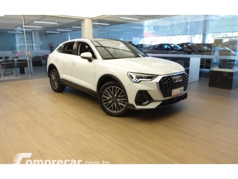 Audi Q3 2.0 40 TFSI GASOLINA SPORTBACK PERFORMANCE QUATTRO TIPTRO 4 portas