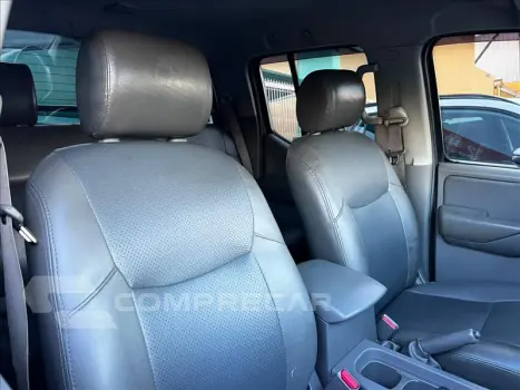 FRONTIER 2.5 LE 4X4 CD Turbo Eletronic