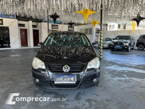 POLO SEDAN - 1.6 MI 8V 4P MANUAL