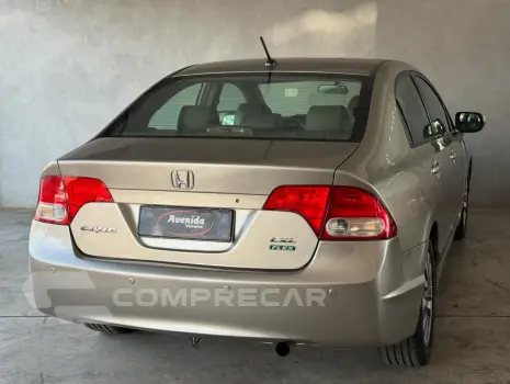 CIVIC 1.8 LXL 16V