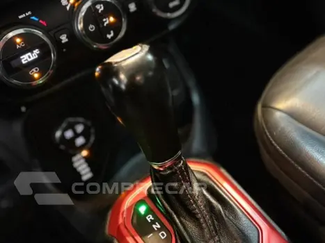 RENEGADE - 2.0 16V TURBO TRAILHAWK 4P 4X4 AUTOMÁTICO