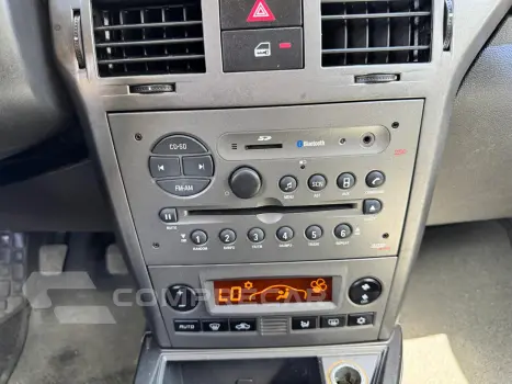 VECTRA 2.0 MPFI GT Hatch 8V