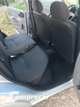 CORSA 1.0 MPFI Classic Sedan 8V