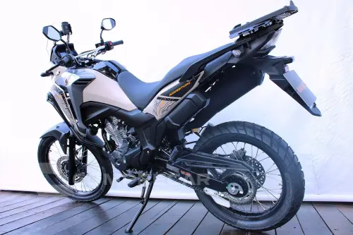 HONDA XRE 300 SAHARA ADVENTURE