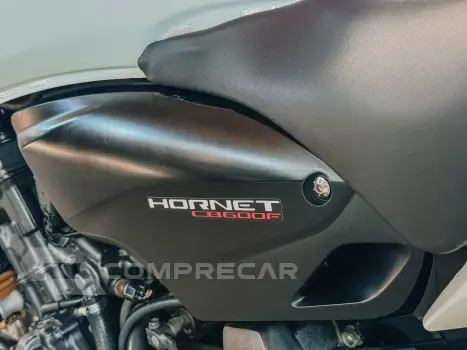 CB 600F Hornet