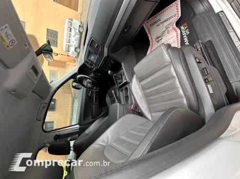 Volkswagen Amarok 3.0 V6 CABINE DUPLA HIGHLINE 4X4 TURBO INTERCOOLER AU 4 portas