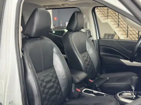 Frontier 2.3 16V PLATINUM CABINE DUPLA 4X4 BI-TURBO DIESEL A