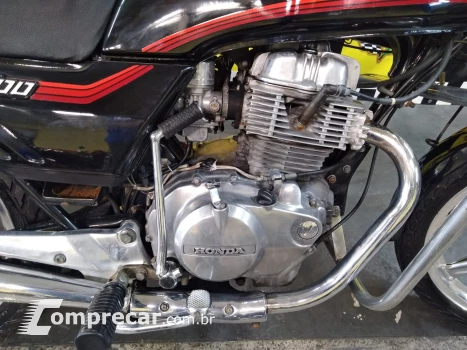 CB400