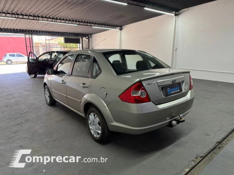 FIESTA 1.6 Rocam SE Sedan 8V