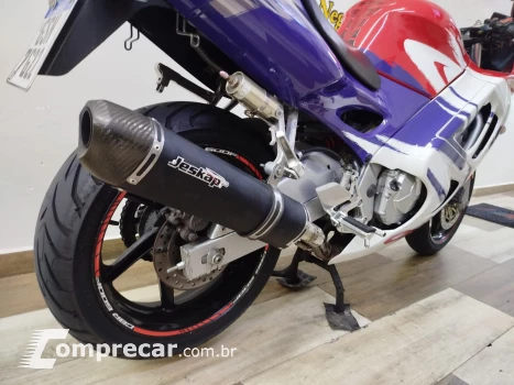 CBR 600 F