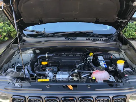 Renegade 1.3 T270 Turbo Flex Sport At6