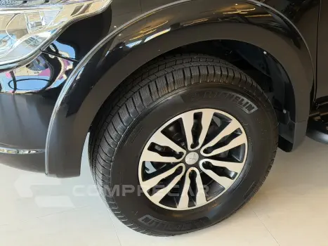 L200 TRITON 2.4 16V Turbo Sport HPE TOP CD 4X4