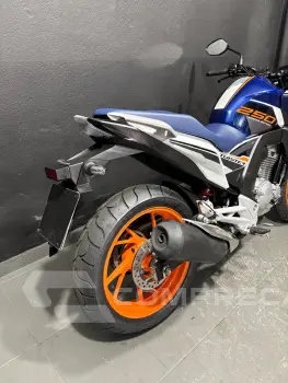 CB 250 TWISTER CBS EDIÇÃO LIMITADA