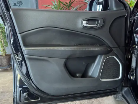 COMPASS 2.0 16V FLEX SPORT AUTOMÁTICO
