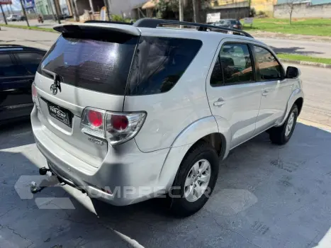 Hilux SW4 SR 4x2 2.7/2.7 Flex 16V Mec.