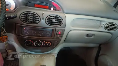 SCÉNIC 1.6 Expression 16V