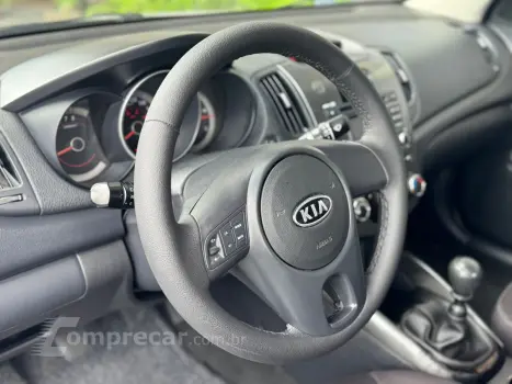 CERATO 1.6 EX3 Sedan 16V