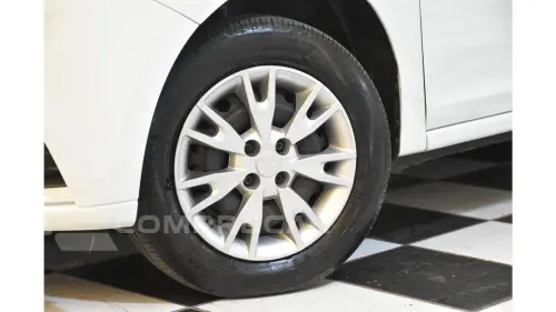 LOGAN - 1.0 12V SCE ZEN MANUAL