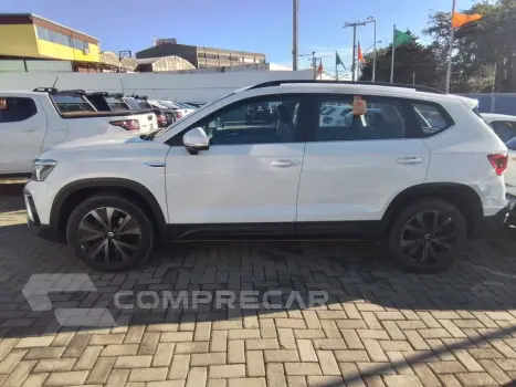 Volkswagen TAOS 1.4 250 TSI TOTAL FLEX COMFORTLINE AUTOMÁTICO 4 portas
