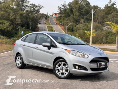 Fiesta Sedan SE 1.6 Rocam (Flex)