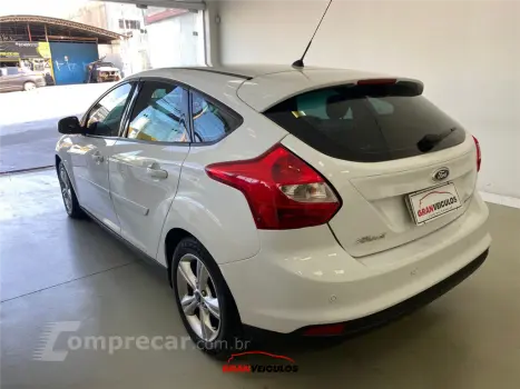 FOCUS 1.6 SE 16V FLEX 4P POWERSHIFT