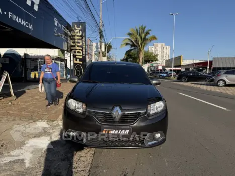 SANDERO - 1.0 12V SCE EXPRESSION 4P MANUAL