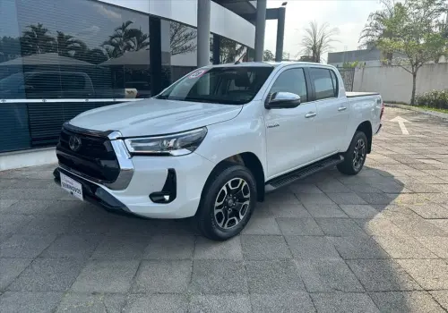 HILUX 2.8 D-4D TURBO DIESEL CD SRX 4X4 AUTOMÁTICO