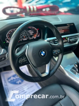 320i