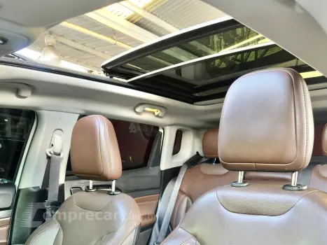 COMPASS 2.0 TD350 TURBO DIESEL LIMITED AT9