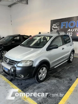 Volkswagen VOLKSWAGEN CROSSFOX 1.6 MI 8V 4 portas
