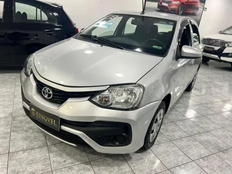Toyota ETIOS HB X 13L MT 4 portas