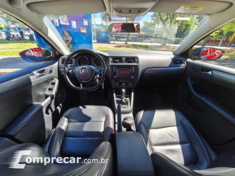 Jetta 1.4 16V 4P TSI CONFORTLINE AUTOMÁTICO