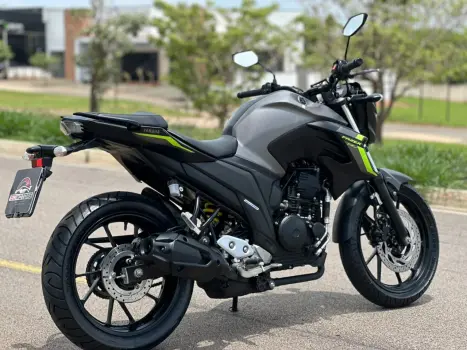 FZ25 FAZER