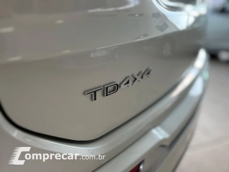 COMMANDER 2.0 TD380 TURBO DIESEL OVERLAND AT9