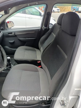 CELTA 1.0 MPFI LT 8V