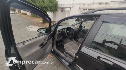 ZAFIRA 2.0 MPFI Elegance 8V