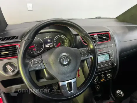 FOX 1.6 MI ROCK IN RIO 8V FLEX 4P MANUAL