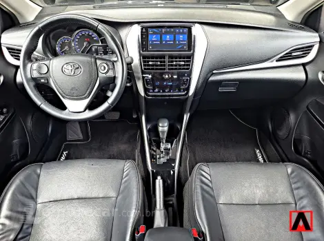 YARIS 1.5 16V Sedan XS Connect