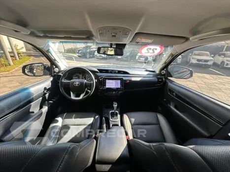 HILUX 2.8 D-4D TURBO DIESEL CD SRX 4X4 AUTOMÁTICO