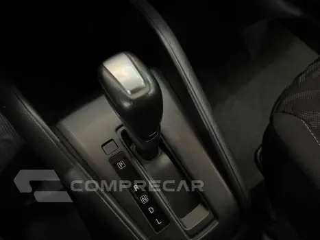 KICKS XPlay 1.6 16V Flex Aut.