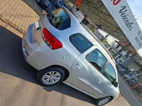 Spin 1.8 Lt 8V Flex 4P Automático