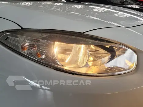 FLUENCE Sed. Dynamique 2.0 16V FLEX Mec.