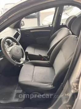 LOGAN Expression Hi-Flex 1.6 8V 4p