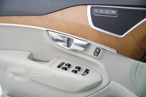 XC 90 T-8 MOMENTUM 2.0 (Híbrido)