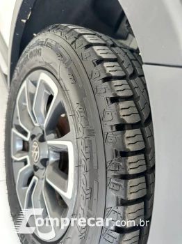 SAVEIRO 1.6 Cross CD 16V