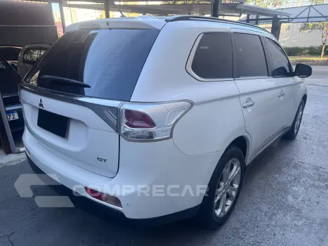 OUTLANDER 3.0 GT 4X4 V6 24V