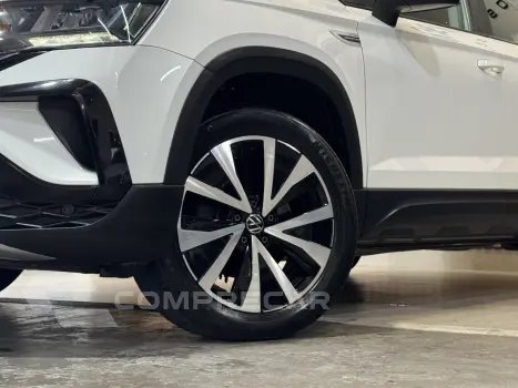 TAOS 1.4 250 TSI TOTAL FLEX COMFORTLINE AUTOMÁTICO